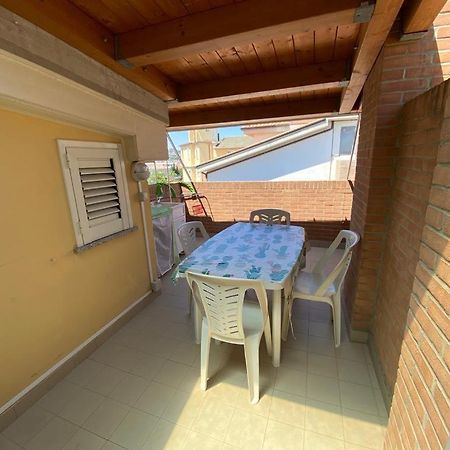 Appartamento Casa Vacanze 70M2 Alba Adriatica Buitenkant foto