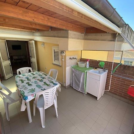 Appartamento Casa Vacanze 70M2 Alba Adriatica Buitenkant foto