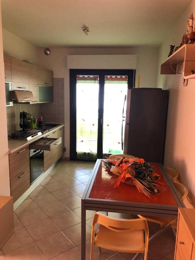 Appartamento Casa Vacanze 70M2 Alba Adriatica Buitenkant foto